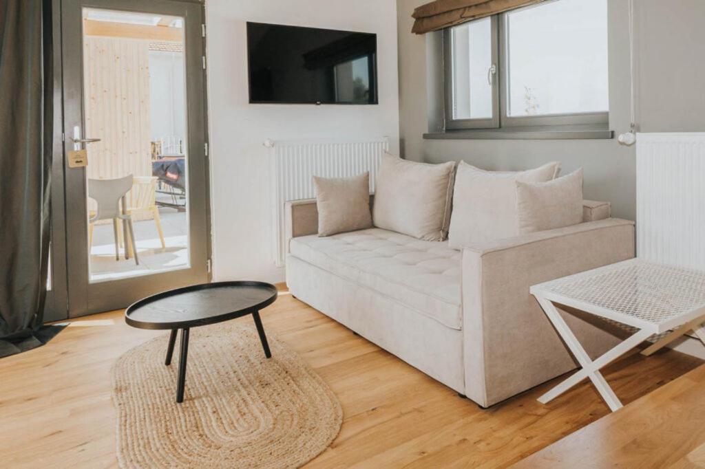 The Pines Boutique Villa - Vama Veche Exterior photo